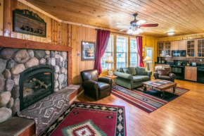 Cabin minutes from Yosemite
